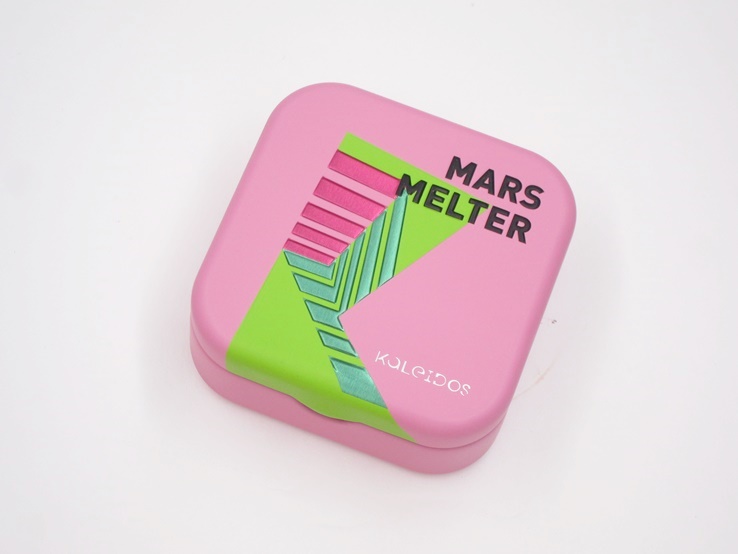 Kaleidos Space Age Highlighter Review & Swatches