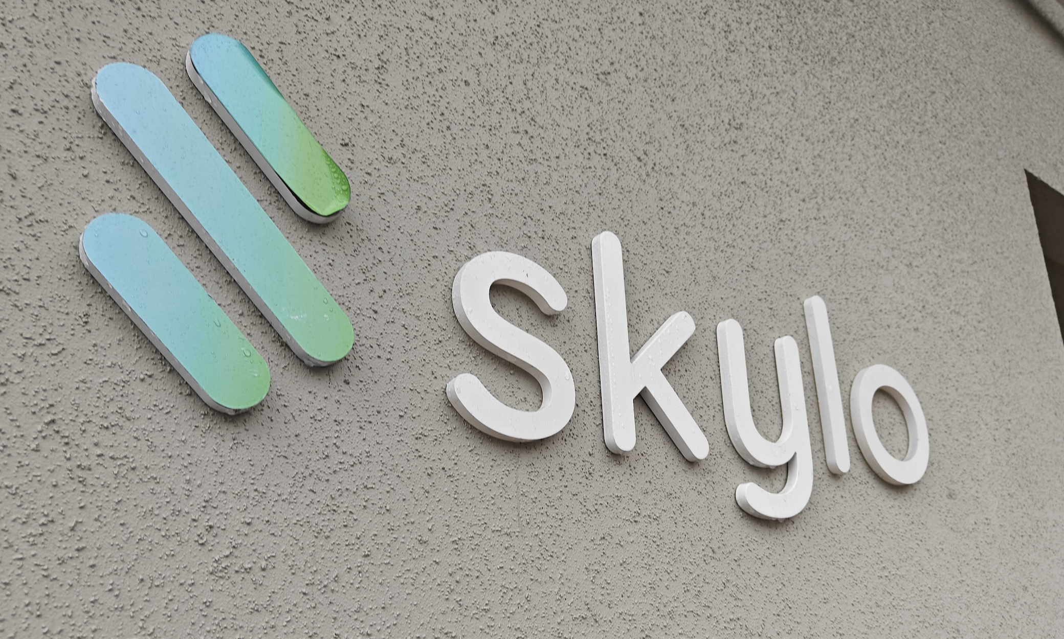 Here’s How the Samsung Galaxy S25’s Satellite Feature Works on Verizon