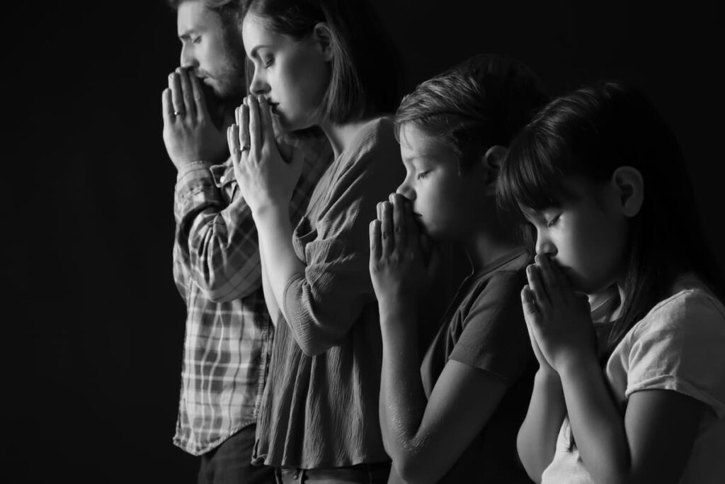 10 Comforting Prayers To Pray On The Anniversary Of A Loved One’s Death