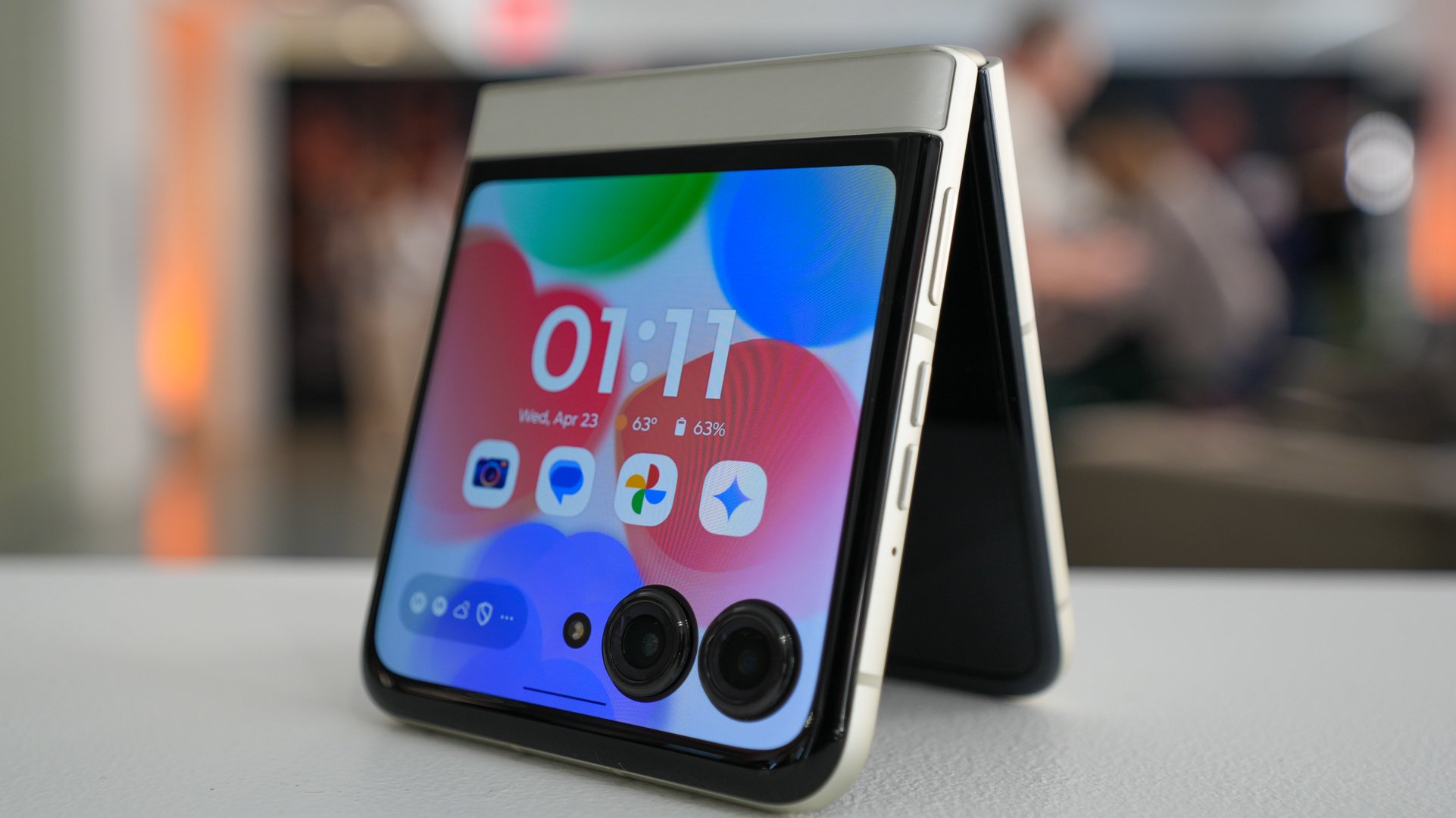 Moto AI and Perplexity Are Ready for Primetime on Motorola’s New Razr Phones