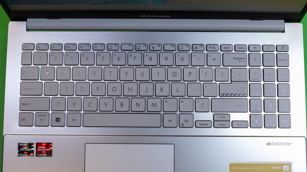 Asus Vivobook Go 15 Review: This Bargain Laptop Is No Big Deal