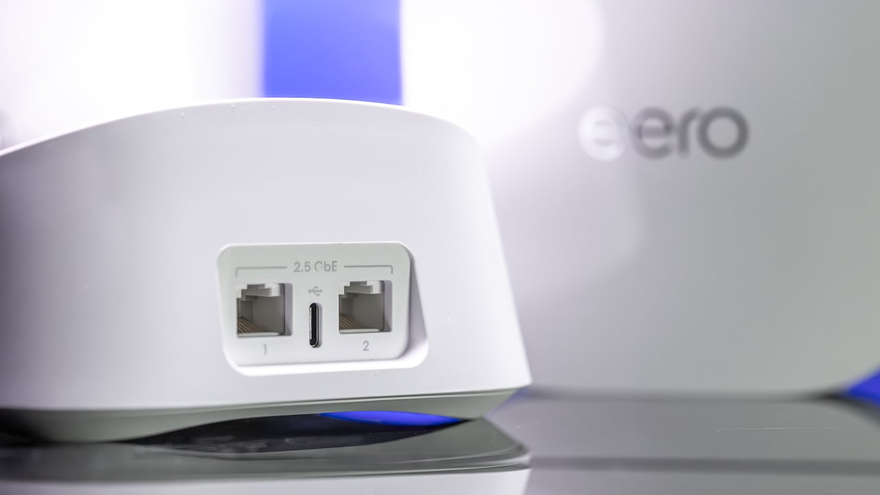 eero 7 Review: This Affordable Wi-Fi 7 Mesh System Comes With Compromises eero 7 Review: This Affordable Wi-Fi 7 Mesh System Comes With Compromises