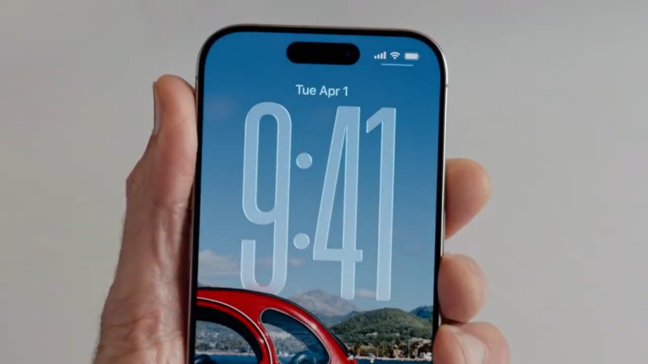 Get a Sneak Peek at New AirPods Features With the iOS 26 Beta Get a Sneak Peek at New AirPods Features With the iOS 26 Beta